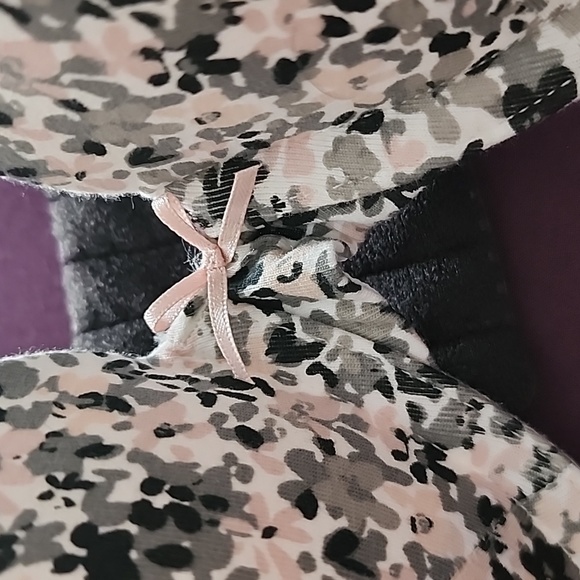 Bra - Picture 2 of 4